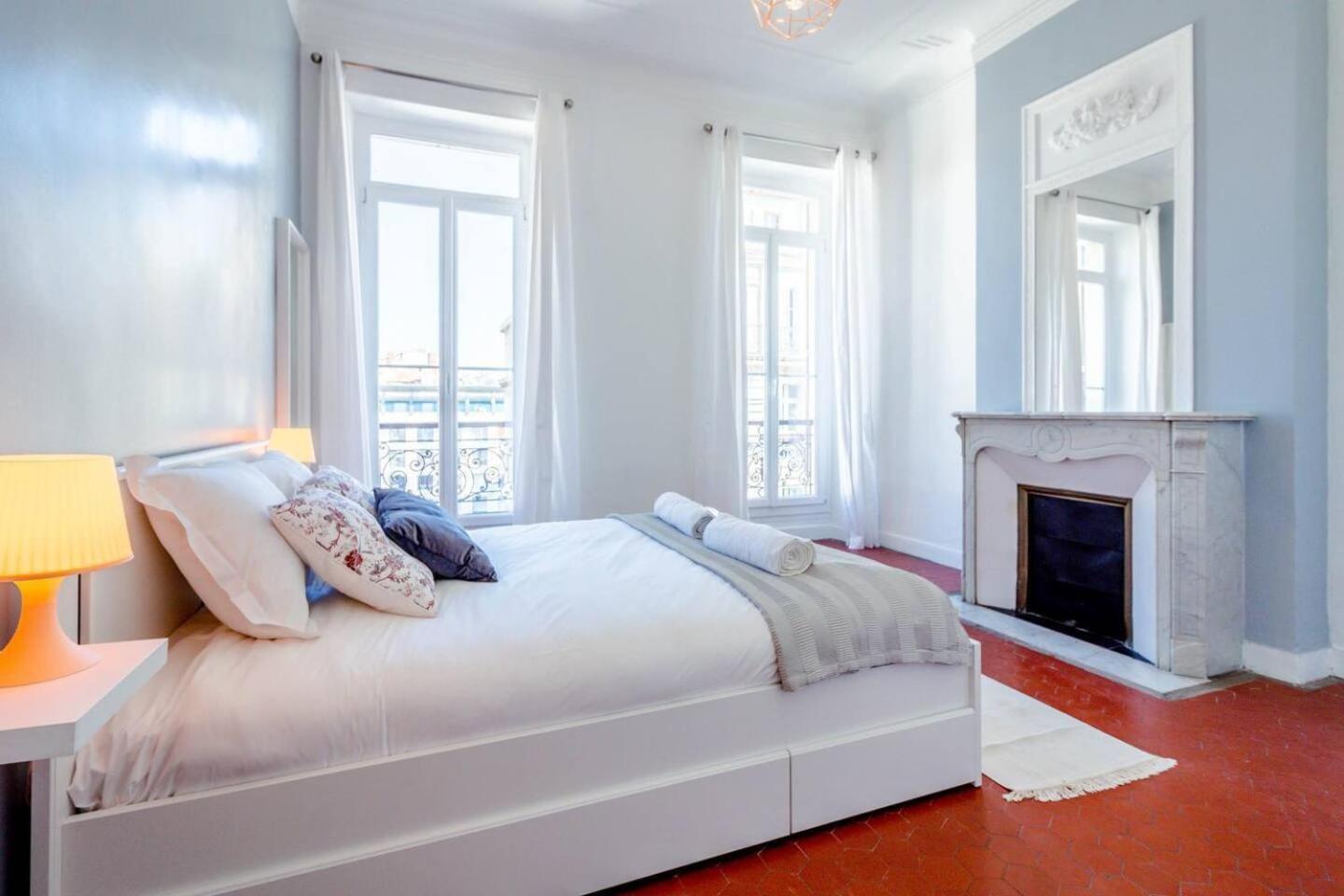Colbert - 80m2 Proche Du Vieux-port Apartment